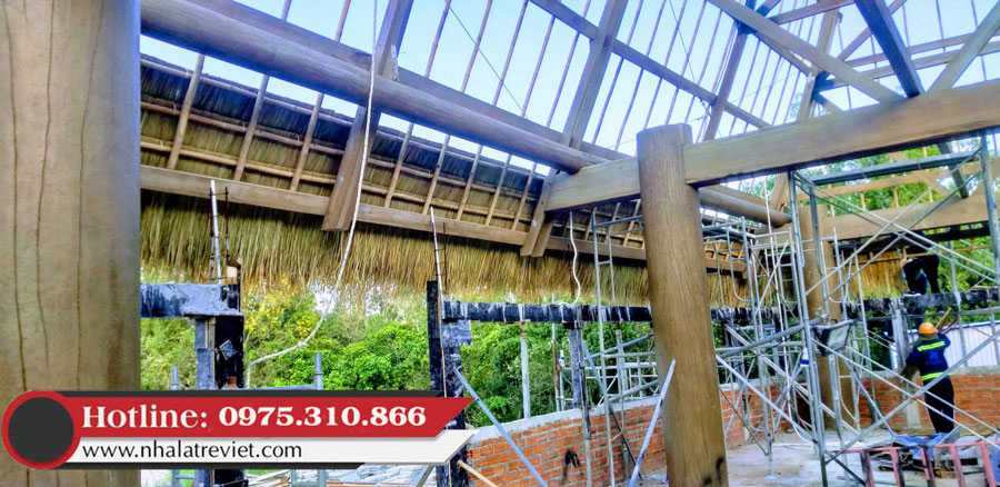 Công trình nhà rông lợp lá cỏ tranh khu di lịch sinh thái Hòn Ngọc Phú Yên 2