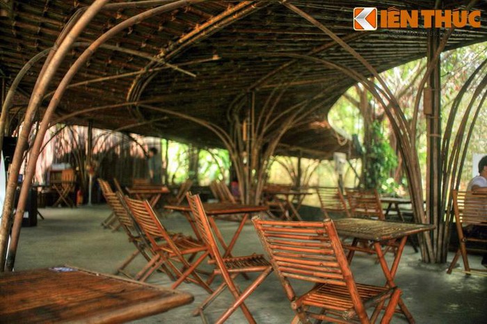 Quán café mái lá nổi tiếng thế giới ở Bình Dương 2