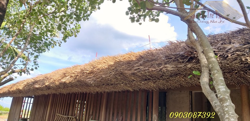 THI CÔNG MÁI LÁ Khu Du Lich Sinh Thái Hòn Ngọc(Phú Yên) 4